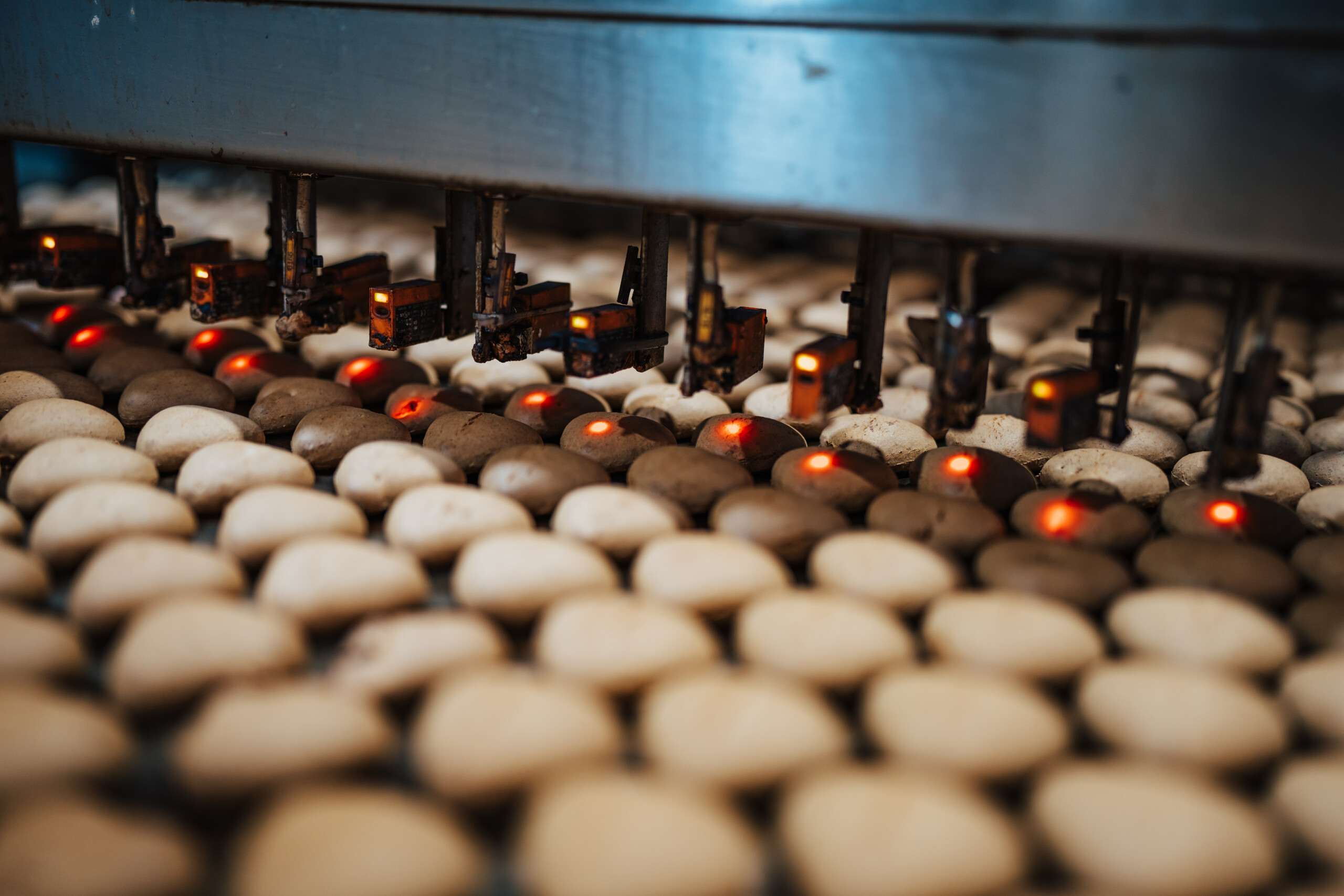 Quality control SaaS for engineering and manufacturing
