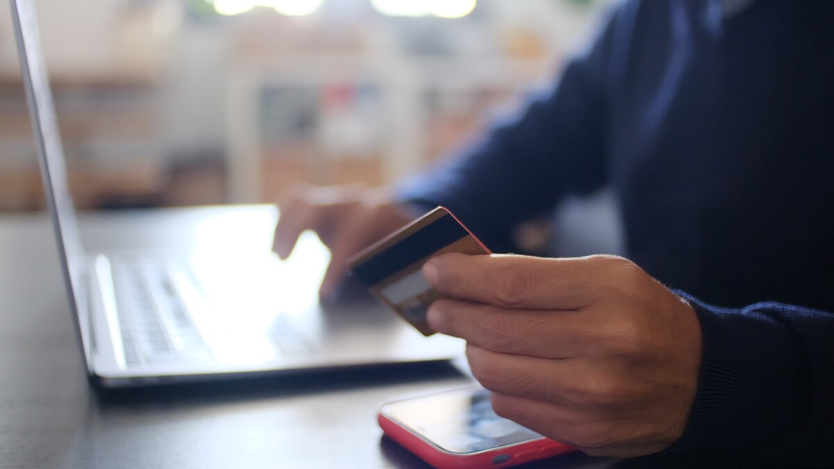 Person making a secure digital payment online
